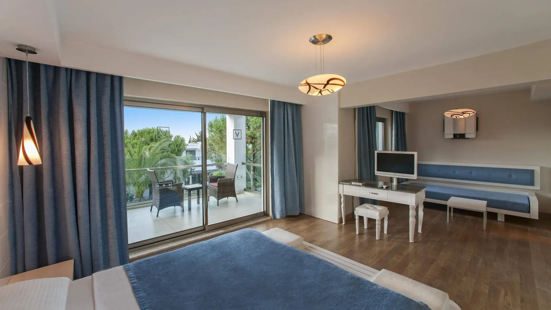 Voyage Tuerkbuekue Hotel 5*, Golturkbuku