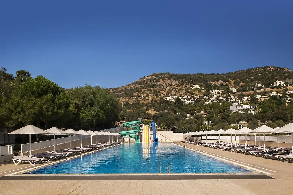Voyage Tuerkbuekue Hotel 5*, Göltürkbükü