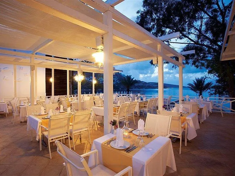 Voyage Tuerkbuekue Hotel 5*, Göltürkbükü
