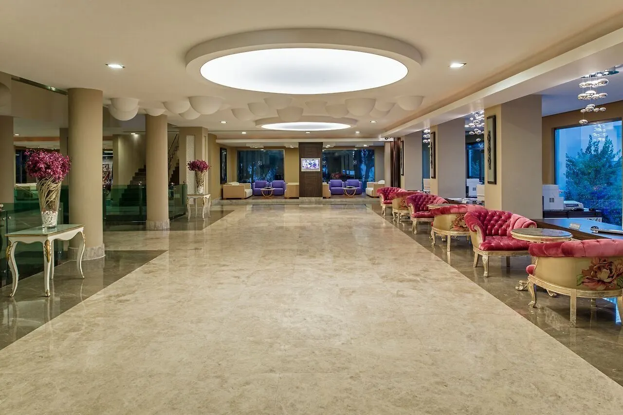 Voyage Tuerkbuekue Hotel Türkiye